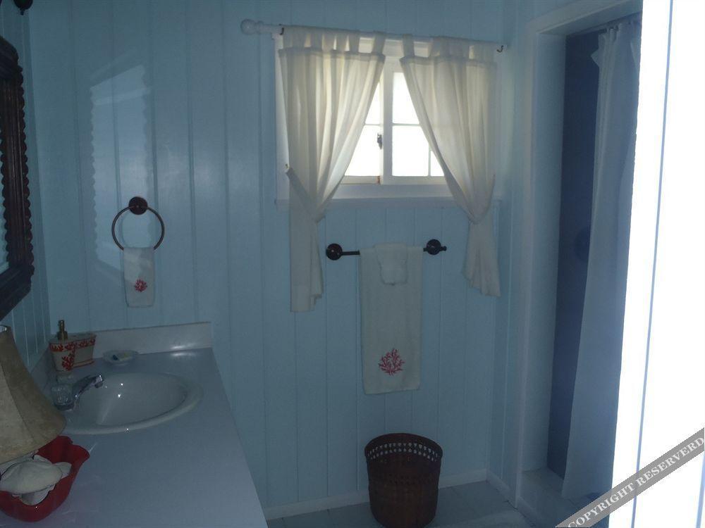 Wheel House Downstairs By Living Easy Abaco Hotell Marsh Harbour Eksteriør bilde